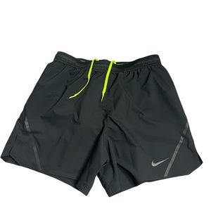 Nike AeroSwift Men's 5" Running Shorts 717881‌-‌010 Black Size Medium Athletic